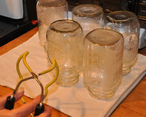 Sterilized jars stored inverted