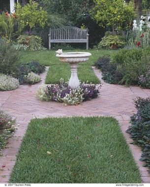 Front Yard Gardens Make A Strong First Impression Finegardening